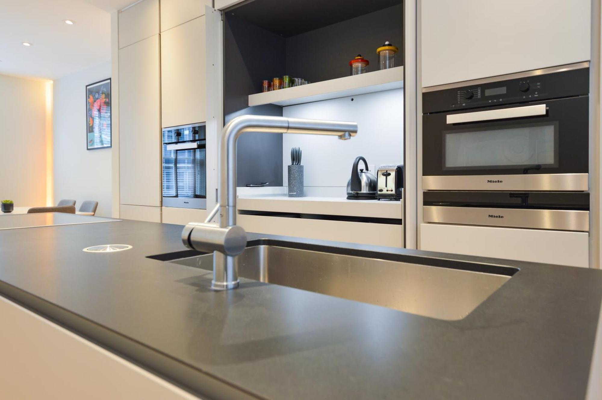 Noho 132 Serviced Apartments By Concept Apartments Londres Exterior foto